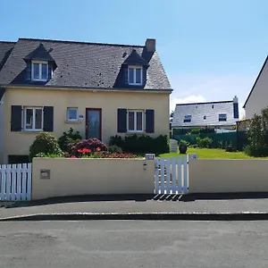 Hébergement de vacances Maison De La Fontaine, Saint-Méloir-des-Ondes